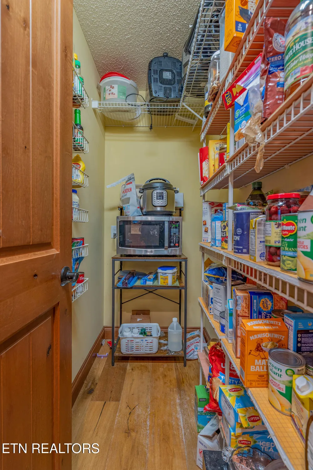 Property Slideshow image 44 of 54 | 166 canterbury dr, Crossville, TN, 38558