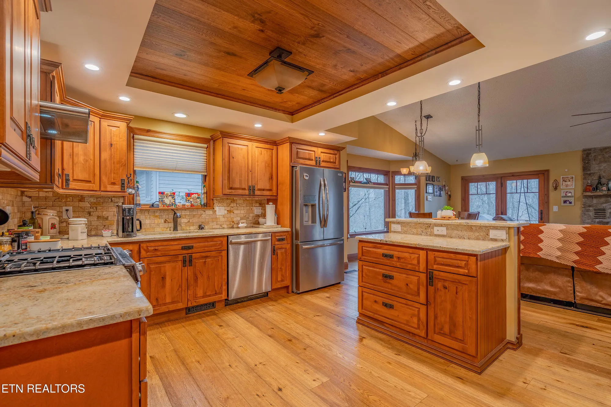 Property Slideshow image 7 of 54 | 166 canterbury dr, Crossville, TN, 38558