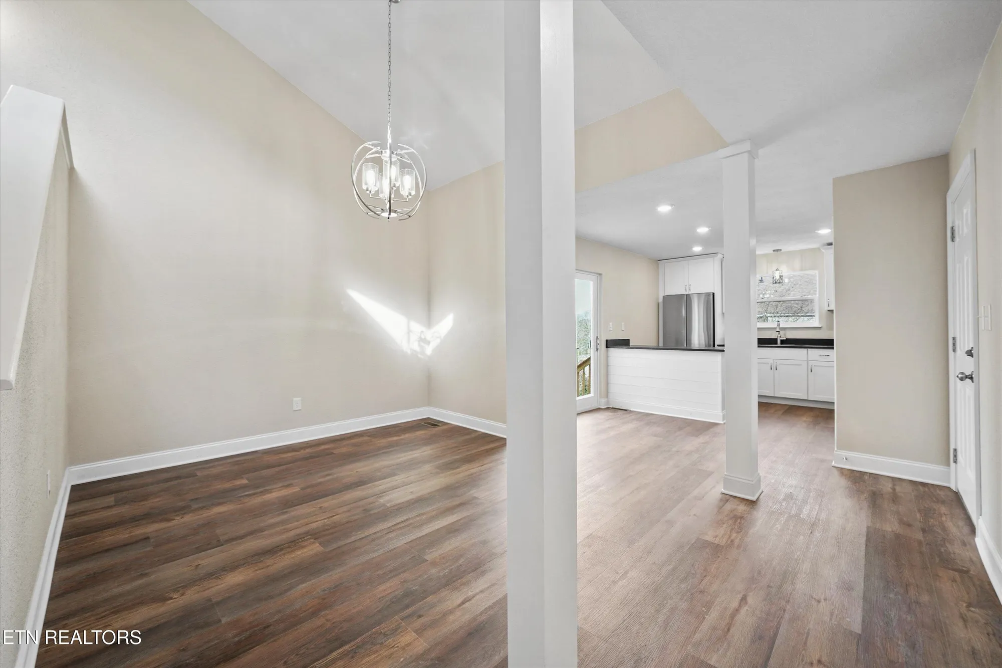 Property Slideshow image 11 of 40 | 140 tuhdegwa way, Loudon, TN, 37774