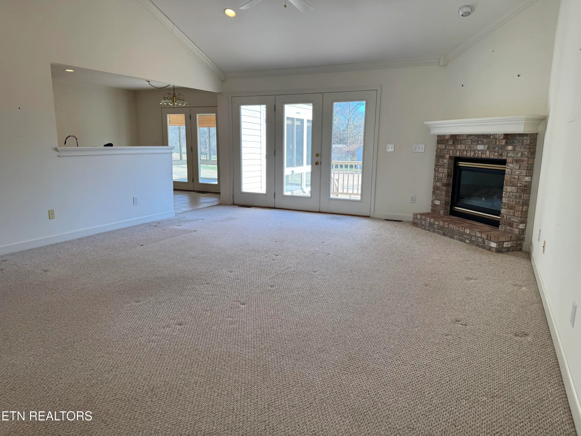 Property Slideshow image 6 of 34 | 103 oohleeno way, Loudon, TN, 37774