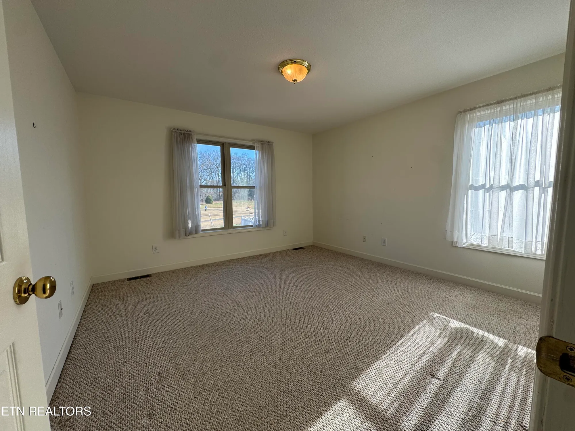 Property Slideshow image 24 of 34 | 103 oohleeno way, Loudon, TN, 37774