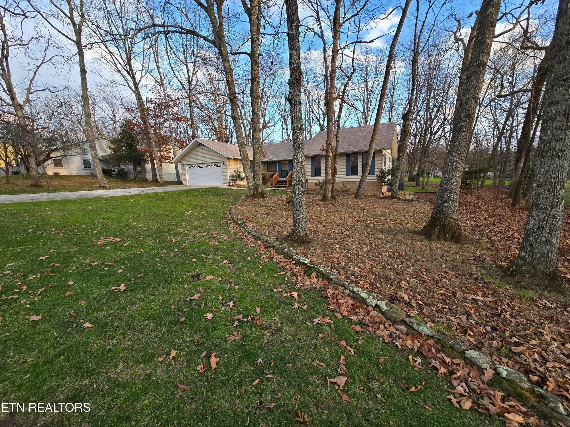 Property Slideshow image 4 of 40 | 107 howard ter, Crossville, TN, 38558