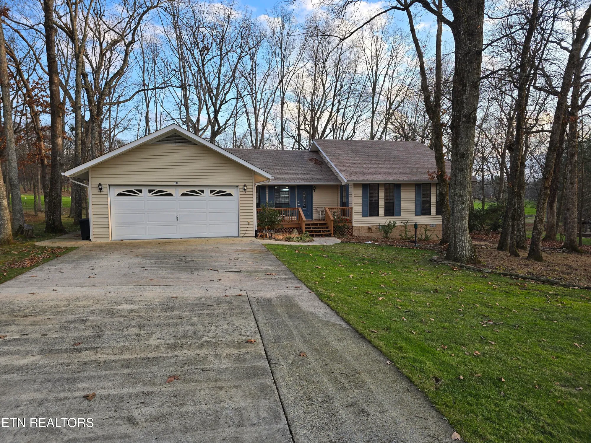 Property Slideshow image 1 of 40 | 107 howard ter, Crossville, TN, 38558