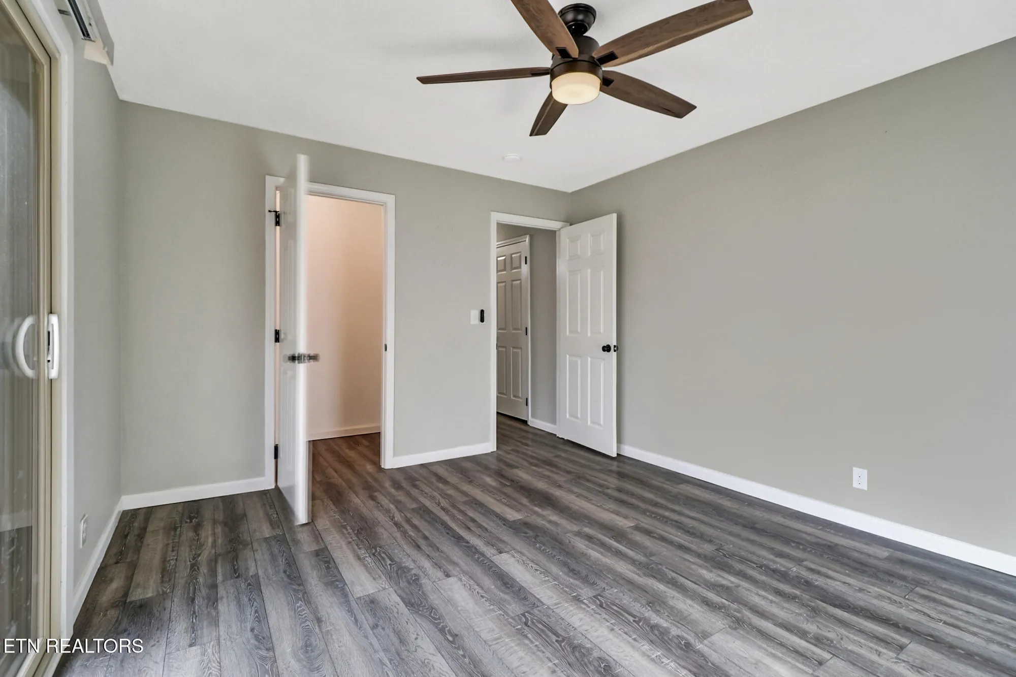 Property Slideshow image 26 of 33 | 114 lakeshire dr, Crossville, TN, 38558