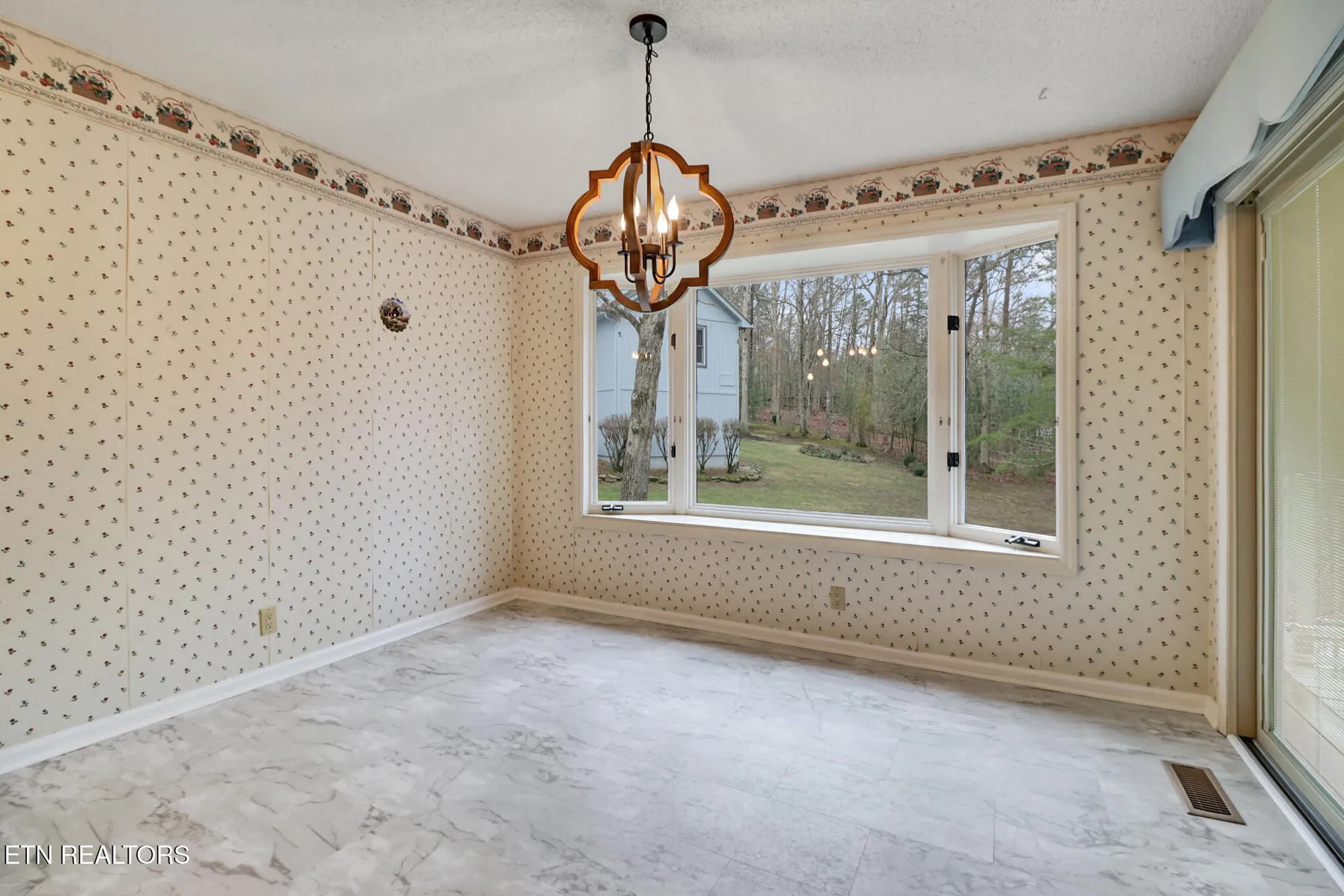 46 HEATHER GLEN CIR, CROSSVILLE, TN 38558 | Fairfield Glade | 55+ Home ...