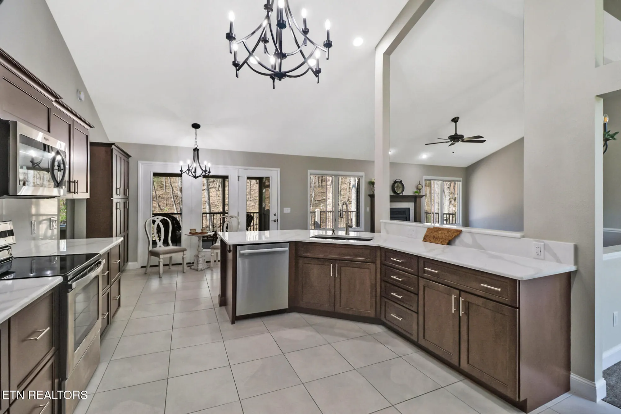 40 KINGSLEY CT, CROSSVILLE, TN 38558 | Fairfield Glade | 55+ Home For Sale