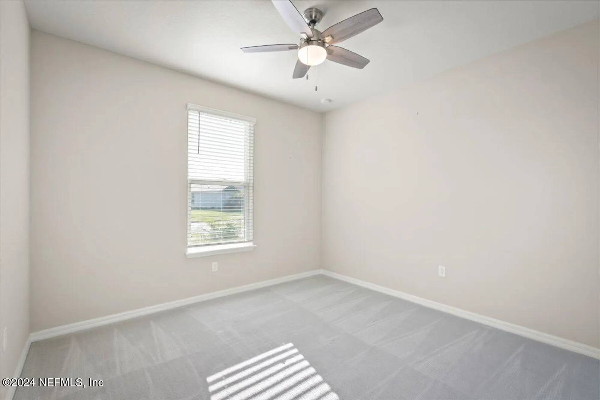 Property Slideshow image 17 of 35 | 10988 town view dr, Jacksonville, FL, 32256