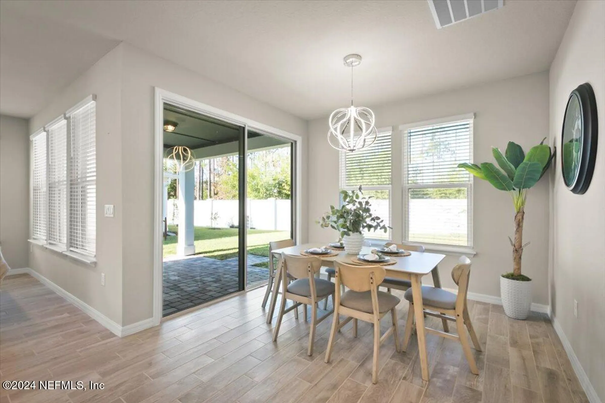 Property Slideshow image 5 of 35 | 10988 town view dr, Jacksonville, FL, 32256