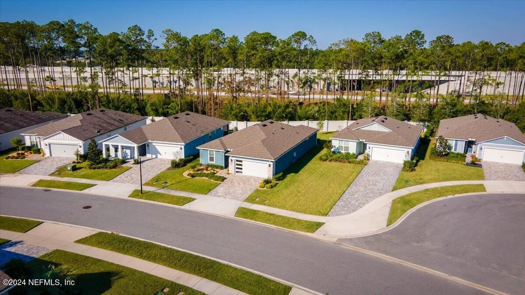 Property Slideshow image 22 of 35 | 10988 town view dr, Jacksonville, FL, 32256