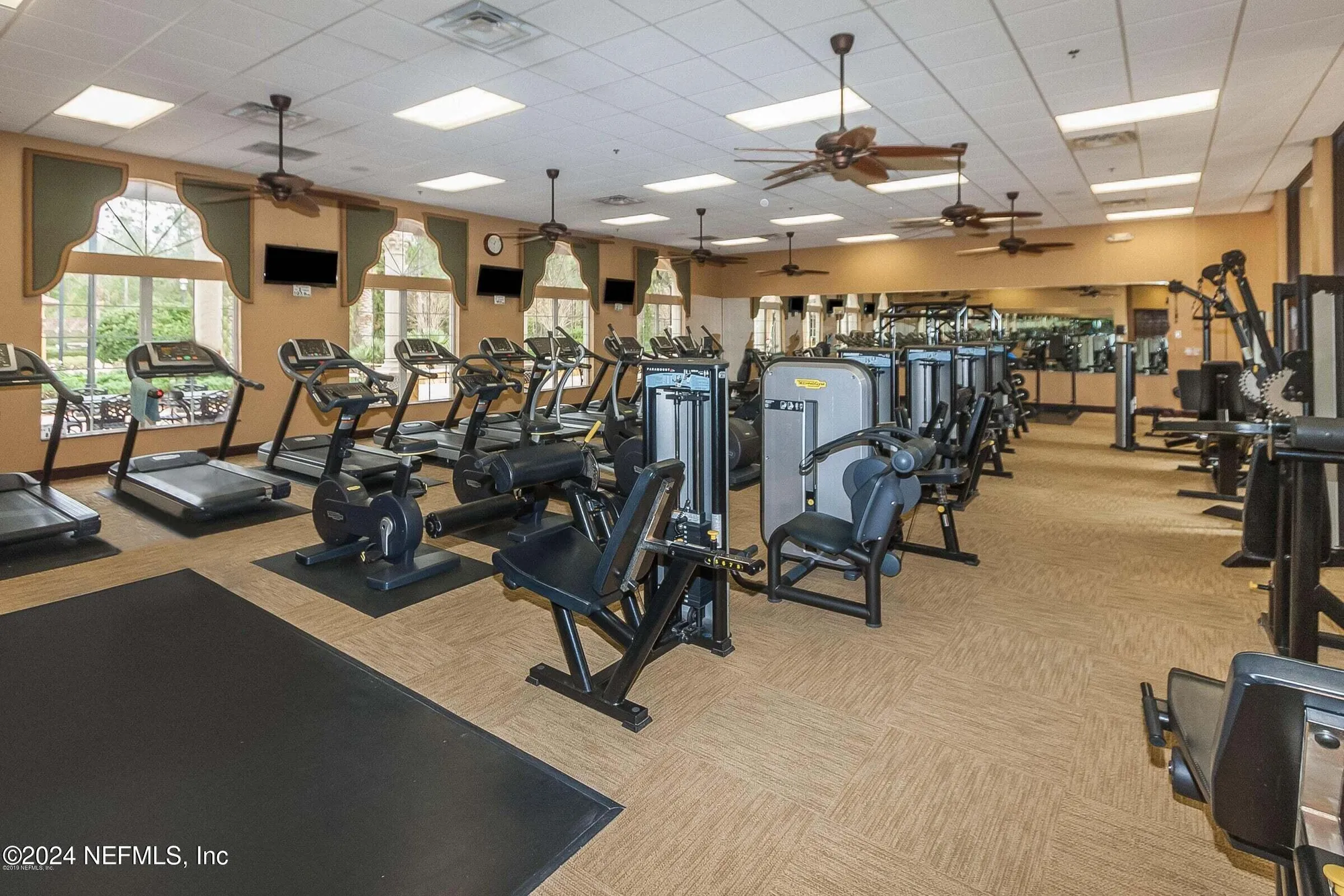Property Slideshow image 77 of 93 | 8757 little swift cir 22f, Jacksonville, FL, 32256