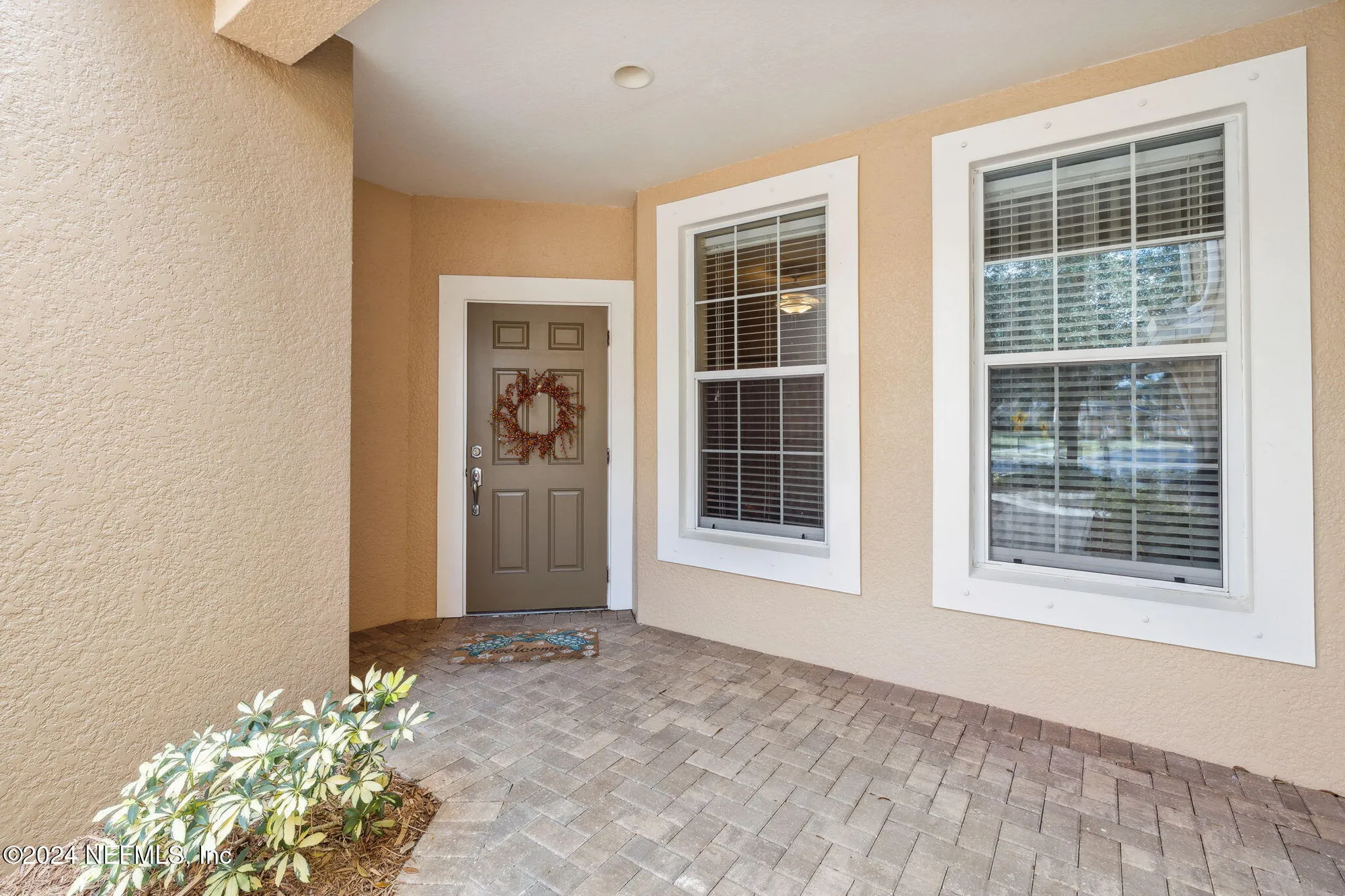 Property Slideshow image 5 of 93 | 8757 little swift cir 22f, Jacksonville, FL, 32256