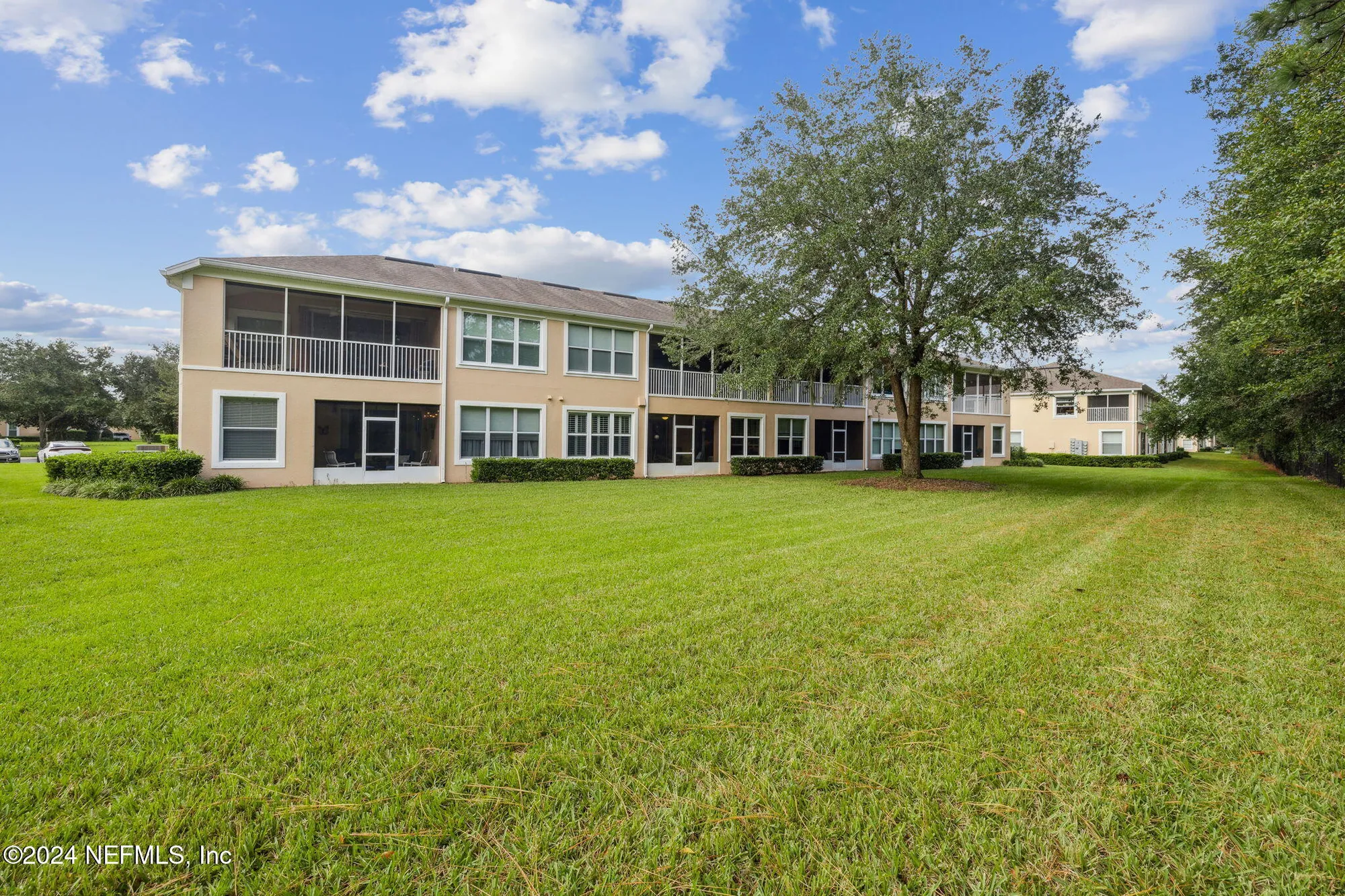 Property Slideshow image 31 of 93 | 8757 little swift cir 22f, Jacksonville, FL, 32256
