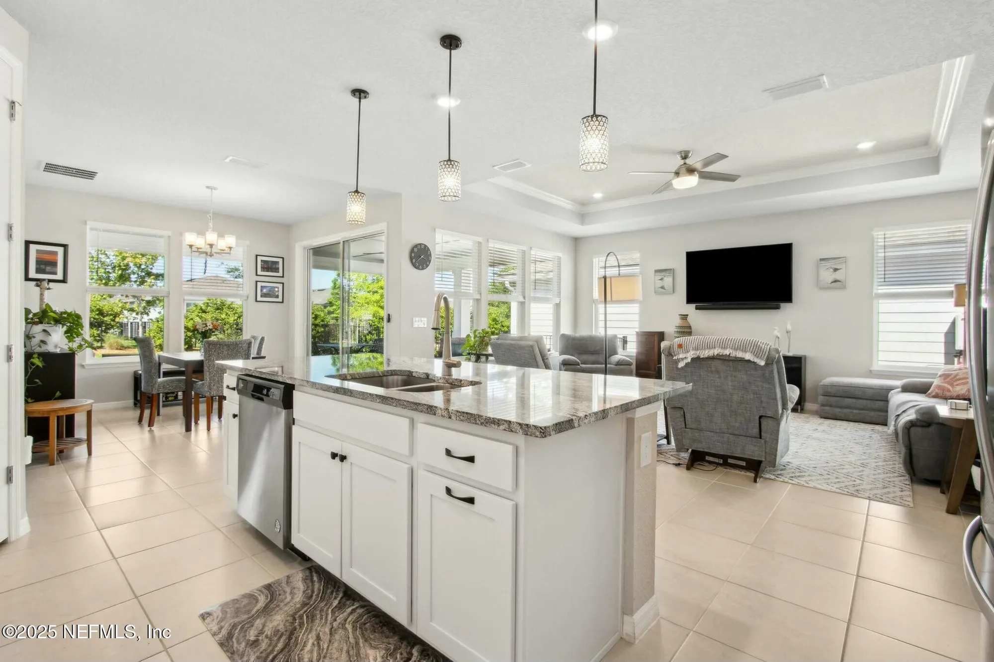 Property Slideshow image 6 of 58 | 11109 kentworth way, Jacksonville, FL, 32256