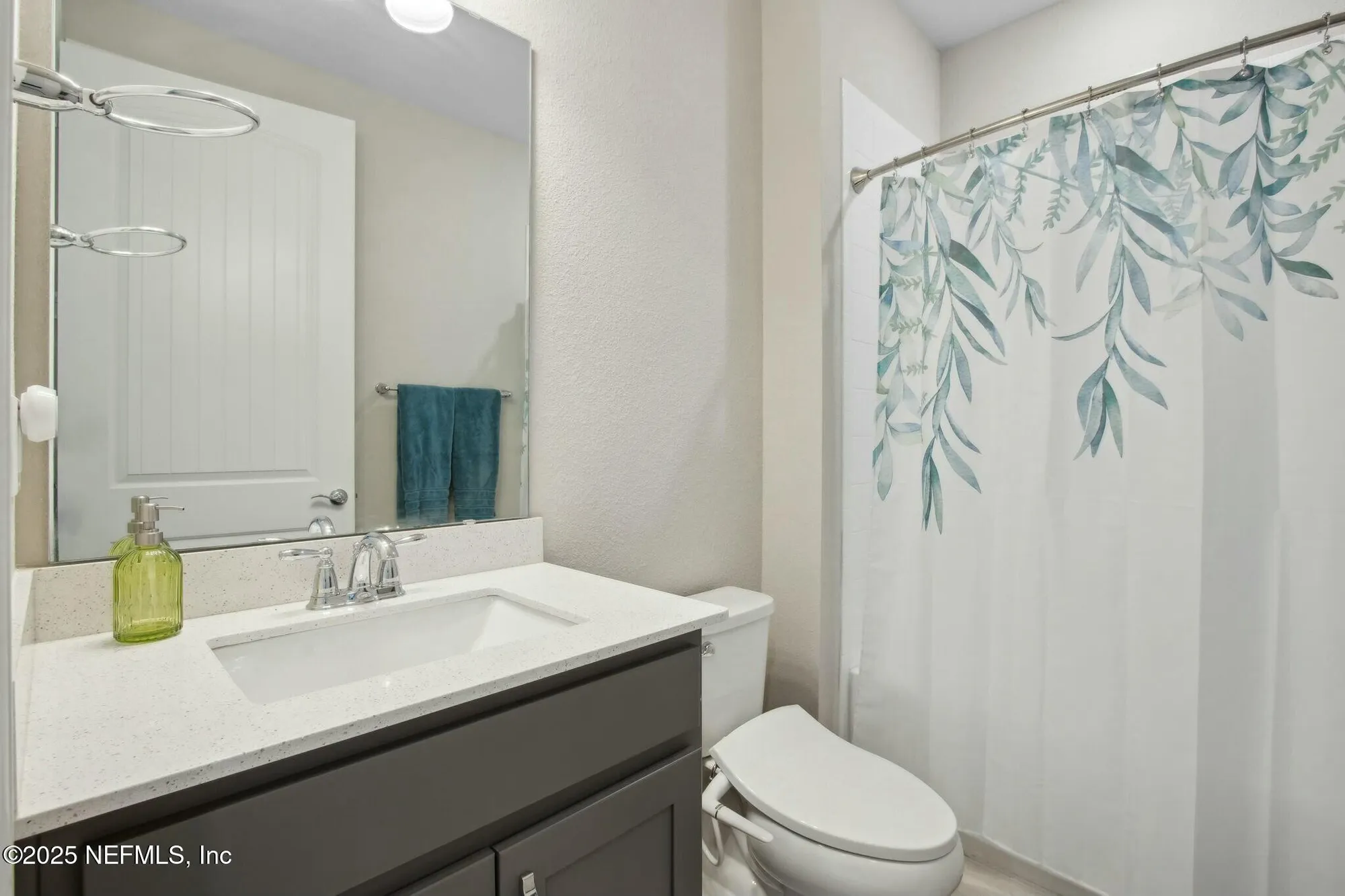 Property Slideshow image 12 of 58 | 11109 kentworth way, Jacksonville, FL, 32256