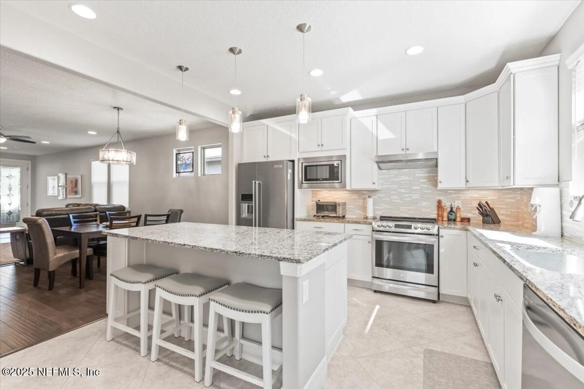 Property Slideshow image 16 of 60 | 849 tree side ln, Ponte Vedra, FL, 32081