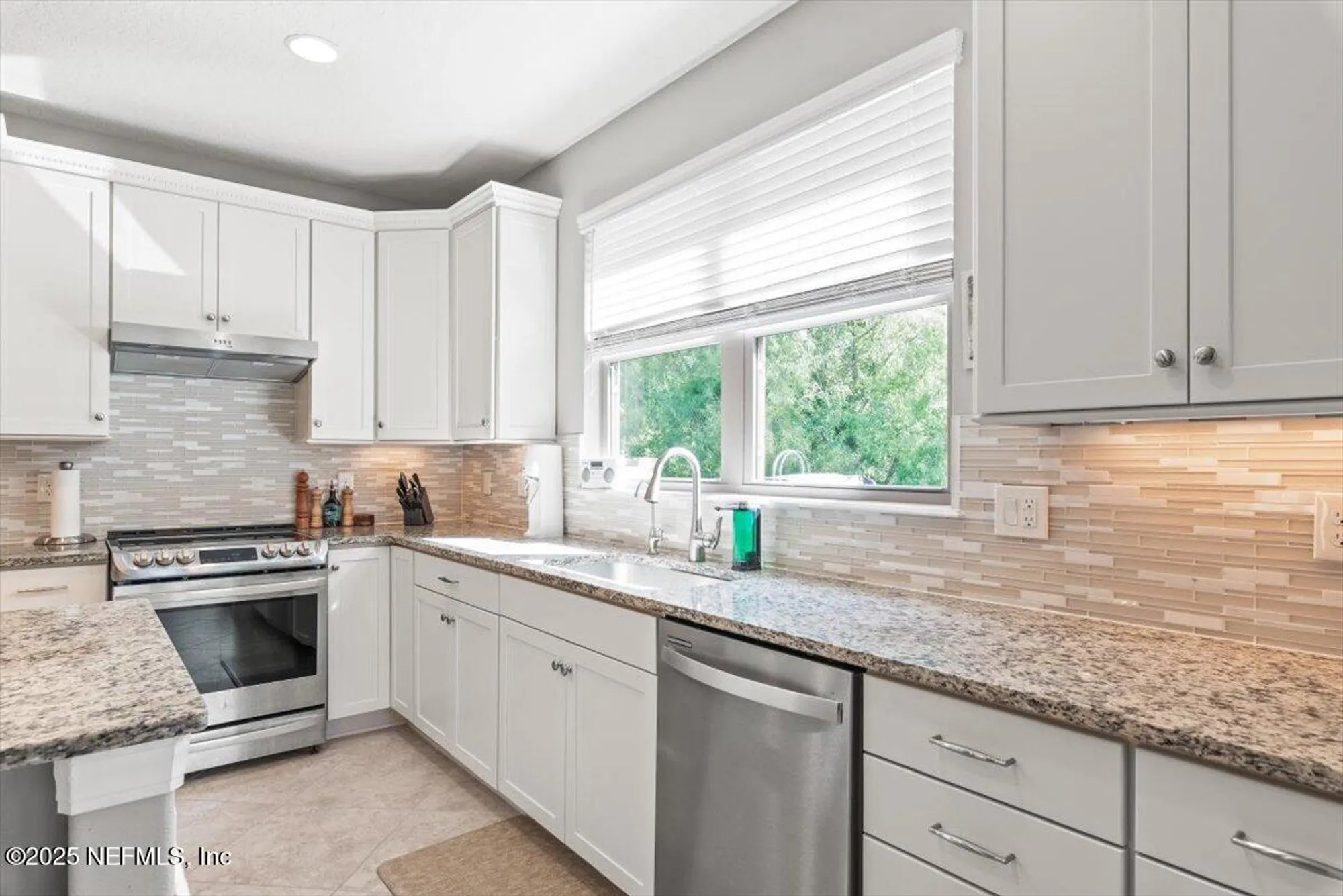 Property Slideshow image 17 of 60 | 849 tree side ln, Ponte Vedra, FL, 32081