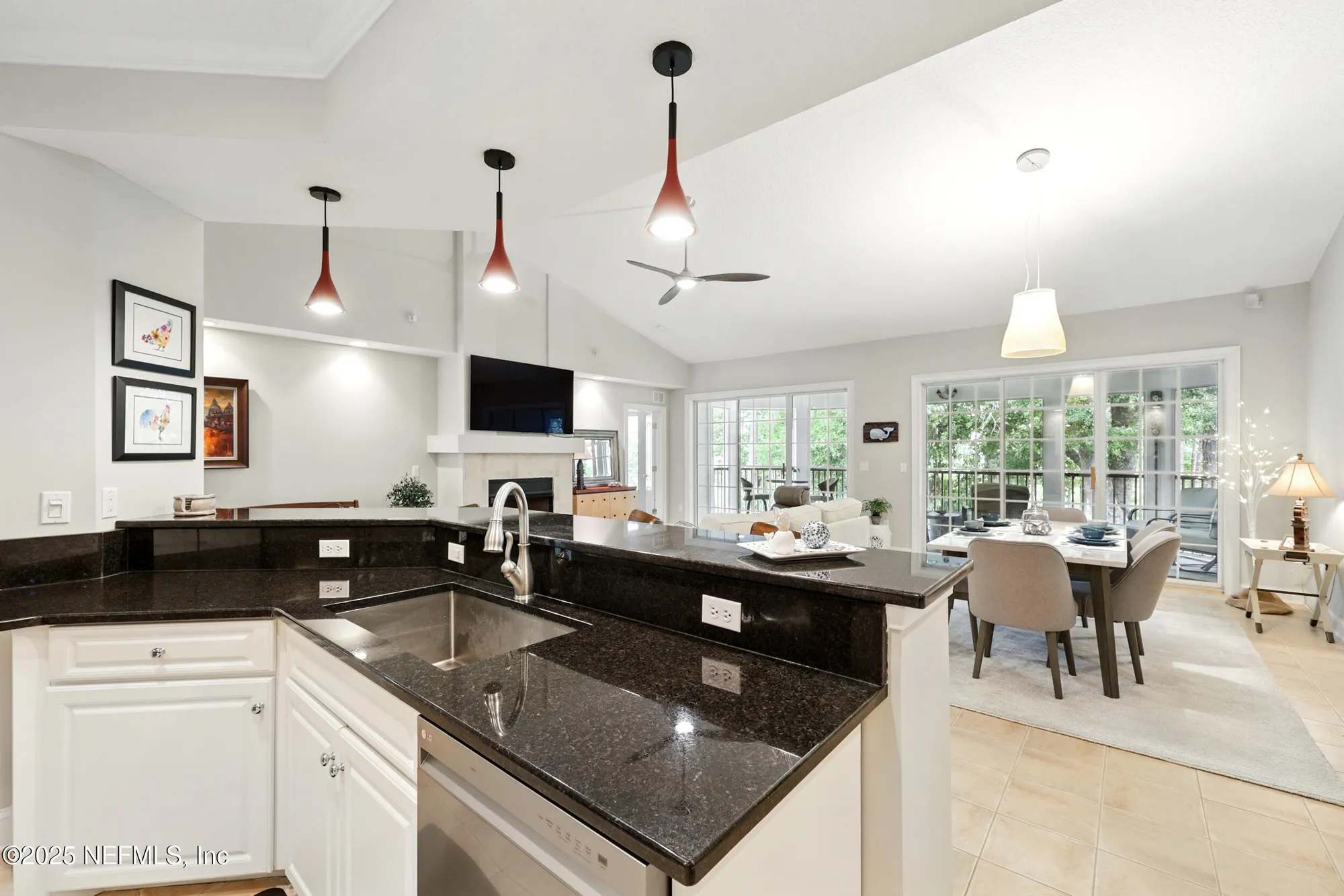Property Slideshow image 19 of 64 | 330 n shore cir unit 1122, St Augustine, FL, 32092
