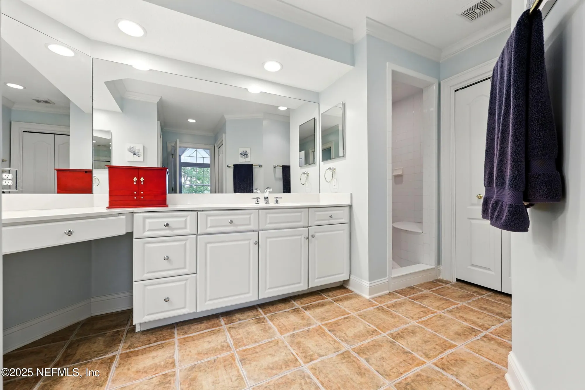 Property Slideshow image 28 of 64 | 330 n shore cir unit 1122, St Augustine, FL, 32092