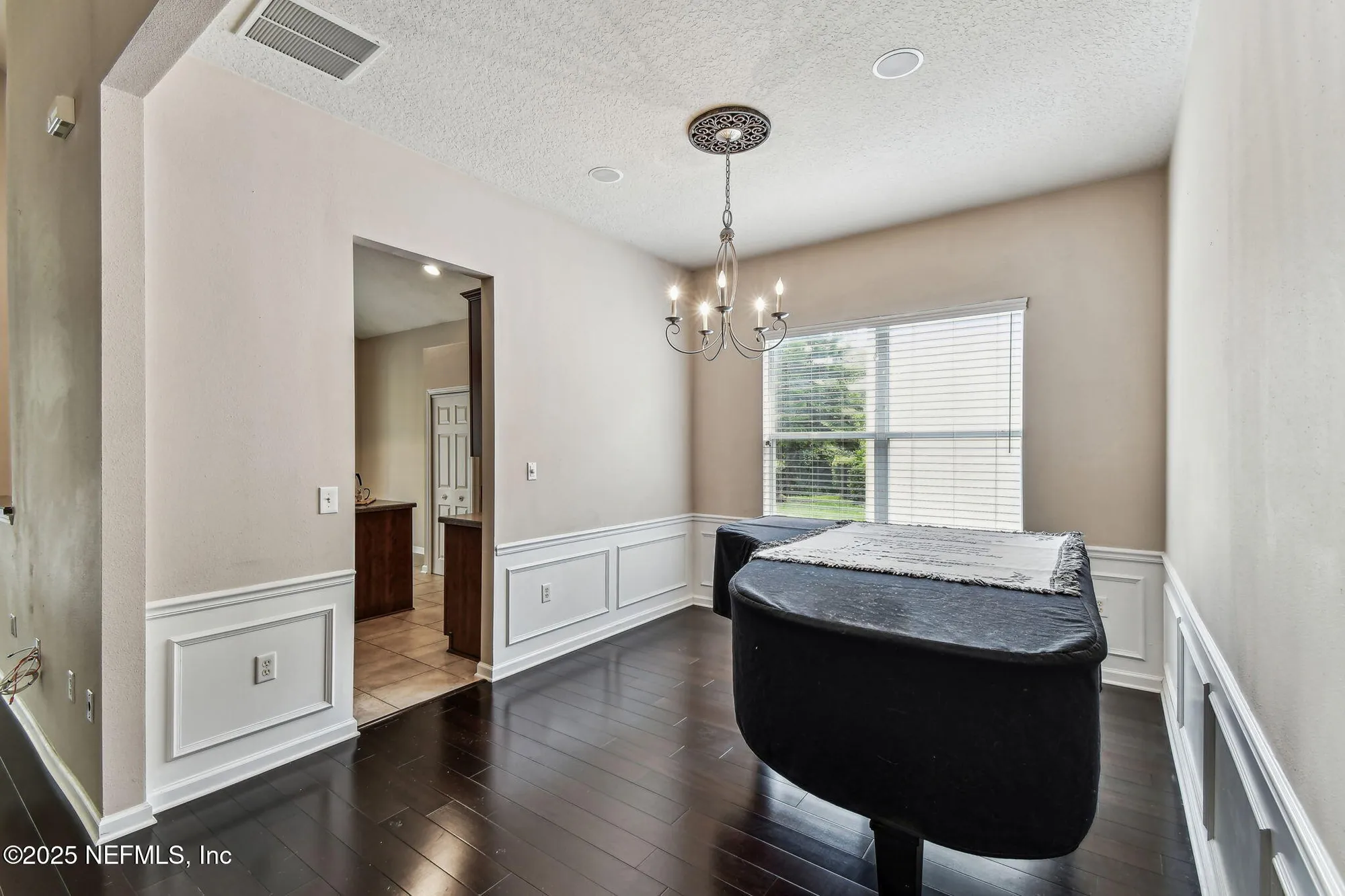 Property Slideshow image 17 of 112 | 9197 sweet berry ct, Jacksonville, FL, 32256