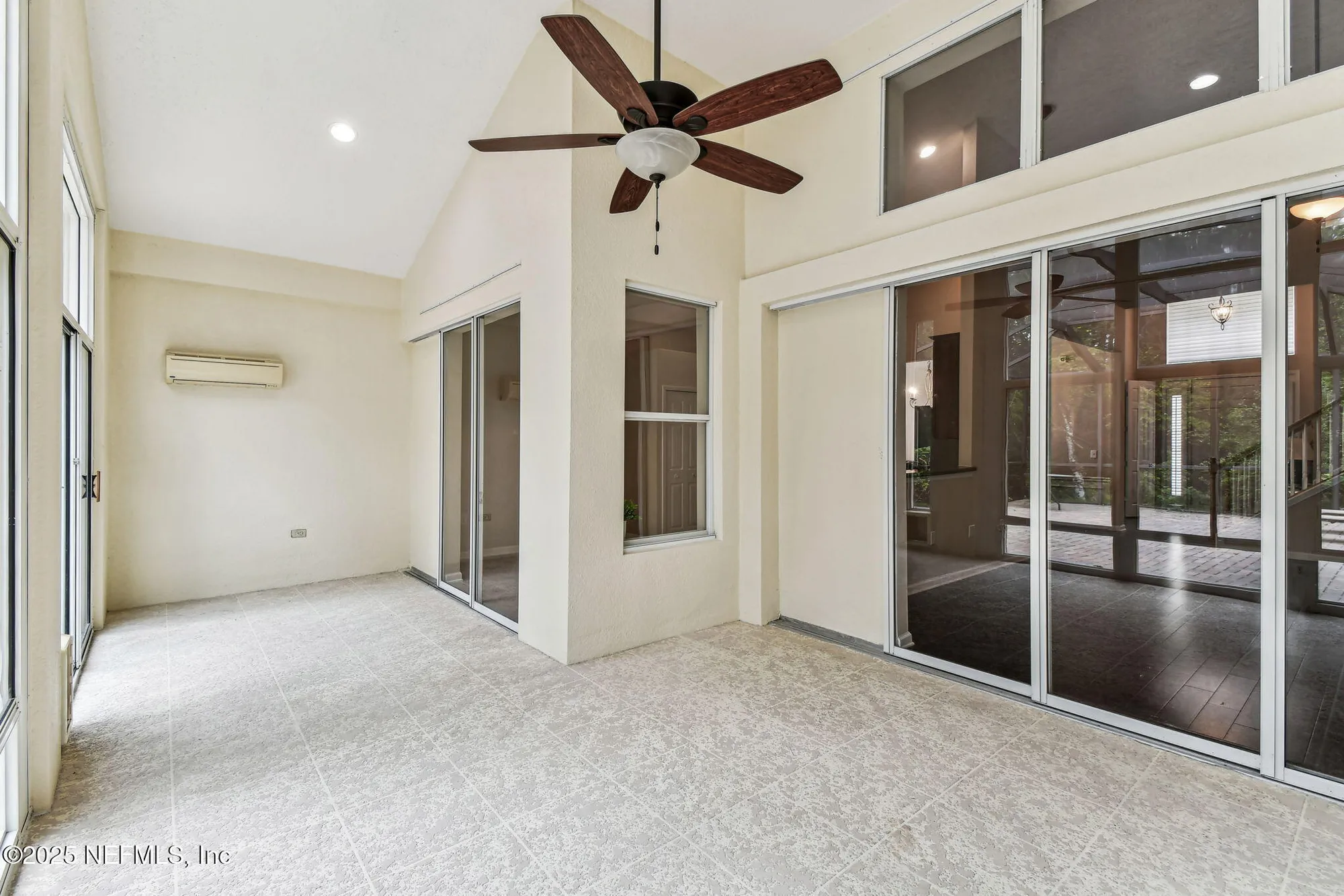 Property Slideshow image 34 of 112 | 9197 sweet berry ct, Jacksonville, FL, 32256