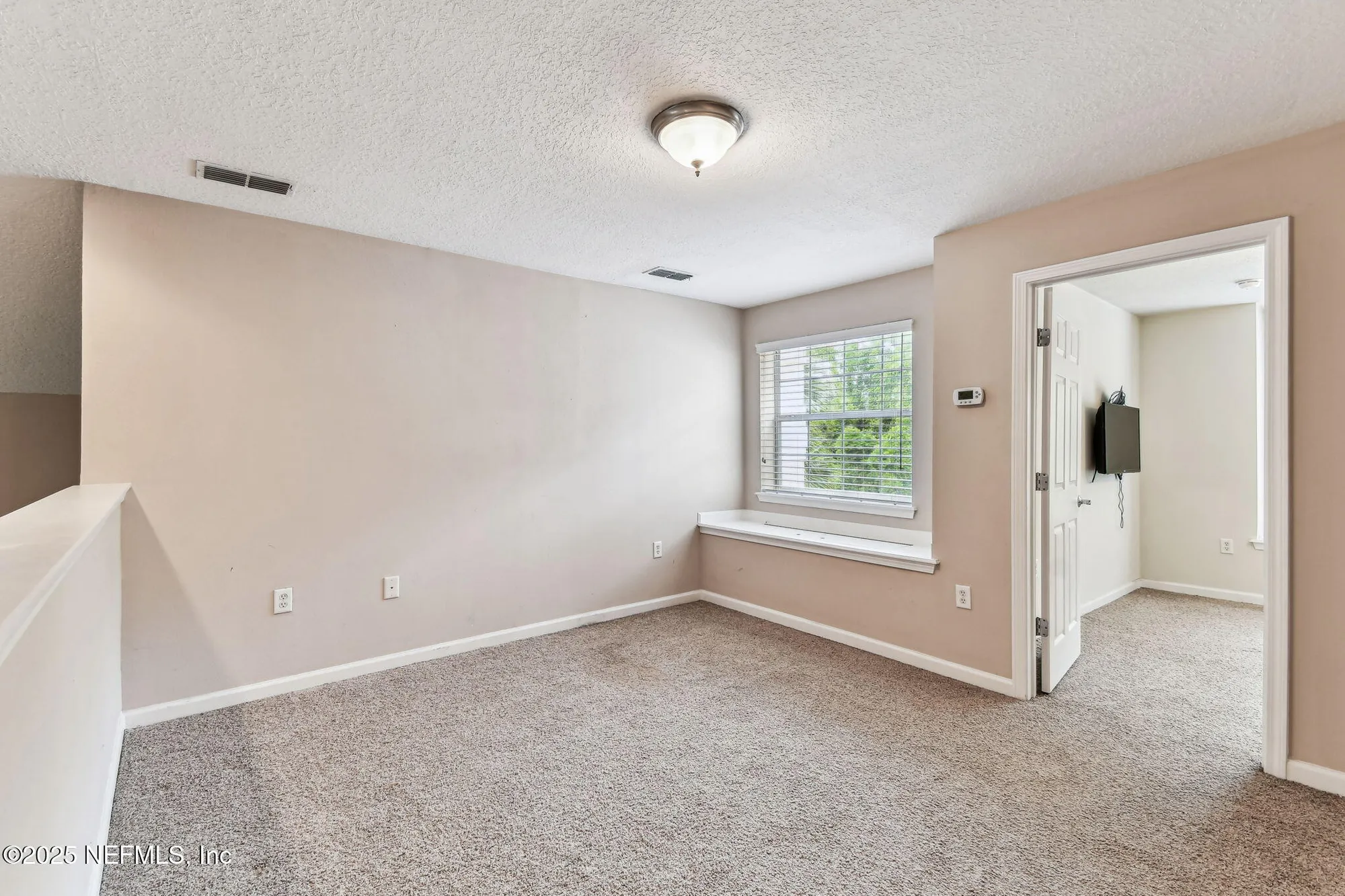 Property Slideshow image 40 of 112 | 9197 sweet berry ct, Jacksonville, FL, 32256