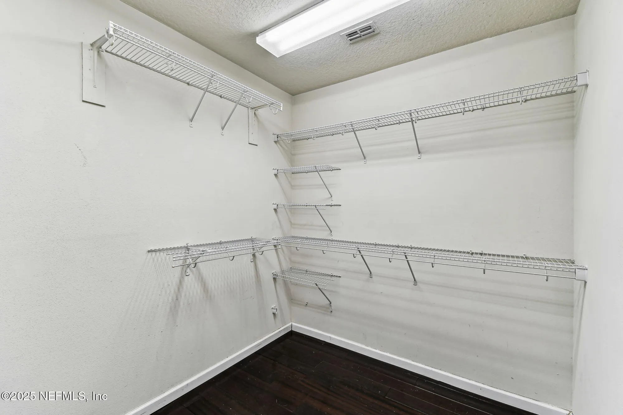 Property Slideshow image 33 of 112 | 9197 sweet berry ct, Jacksonville, FL, 32256