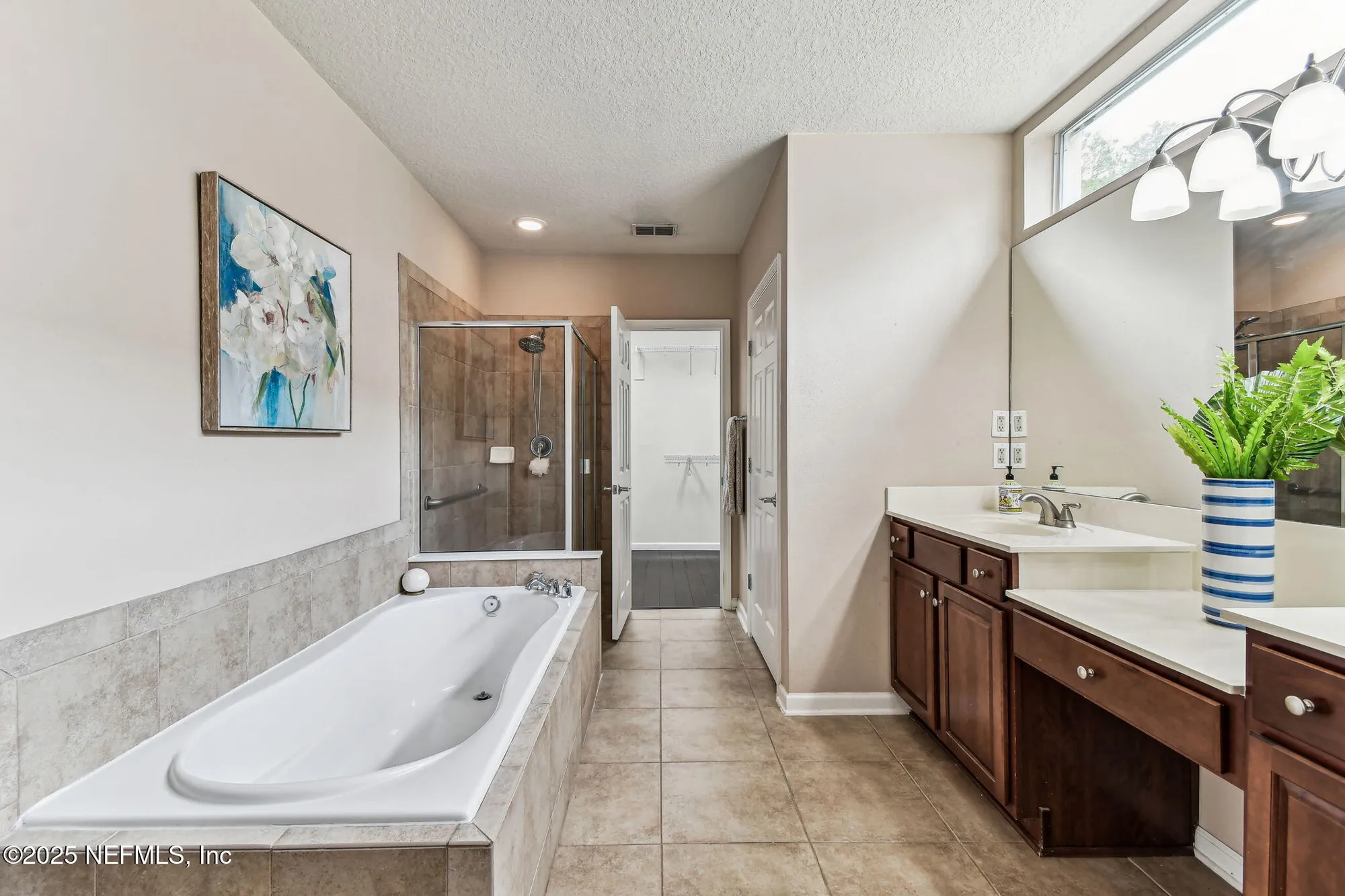 Property Slideshow image 29 of 112 | 9197 sweet berry ct, Jacksonville, FL, 32256
