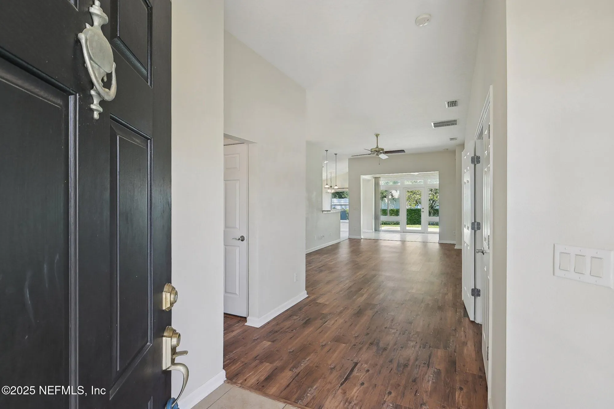 Property Slideshow image 8 of 60 | 11305 water spring cir, Jacksonville, FL, 32256