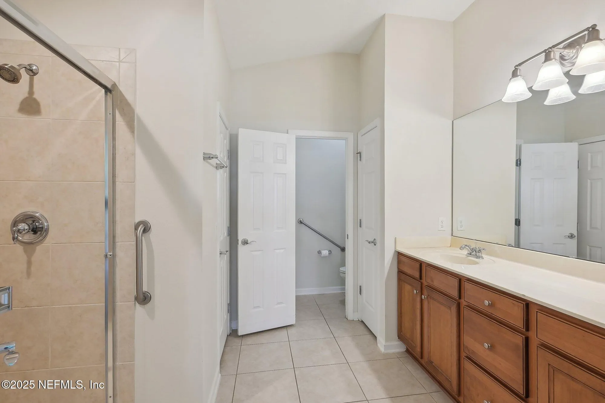 Property Slideshow image 26 of 60 | 11305 water spring cir, Jacksonville, FL, 32256