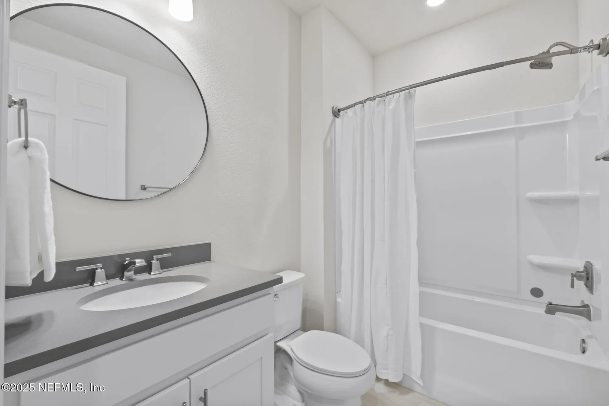 Property Slideshow image 25 of 48 | 11119 town view dr, Jacksonville, FL, 32256