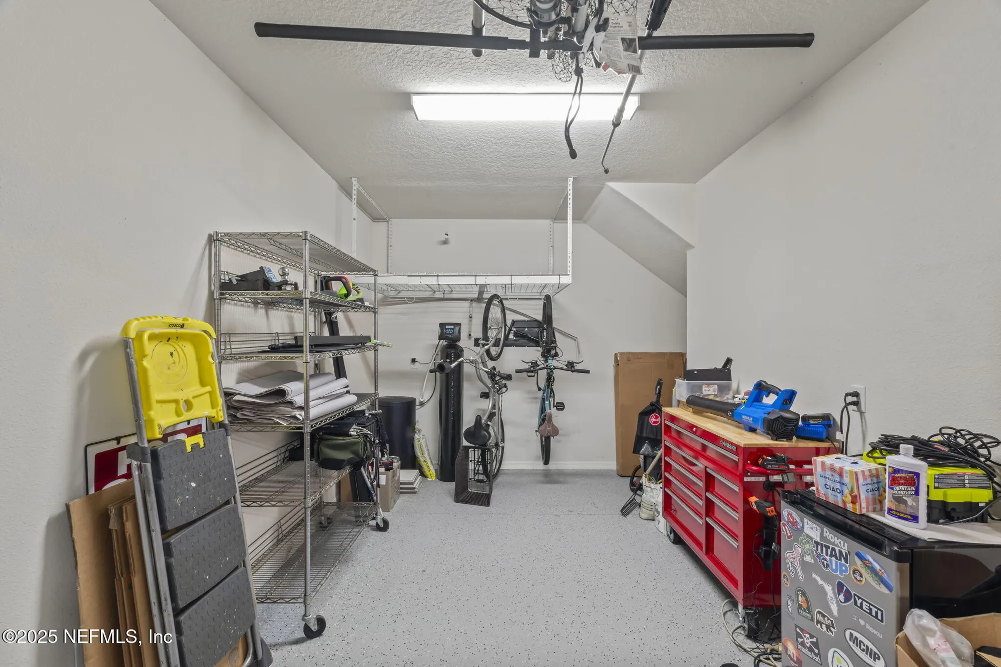 Property Slideshow image 34 of 48 | 11119 town view dr, Jacksonville, FL, 32256