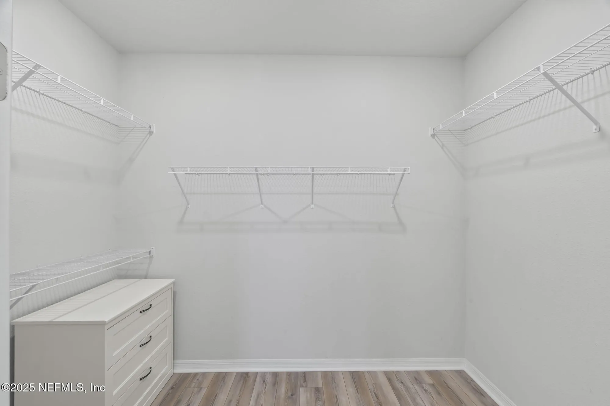 Property Slideshow image 18 of 48 | 11119 town view dr, Jacksonville, FL, 32256