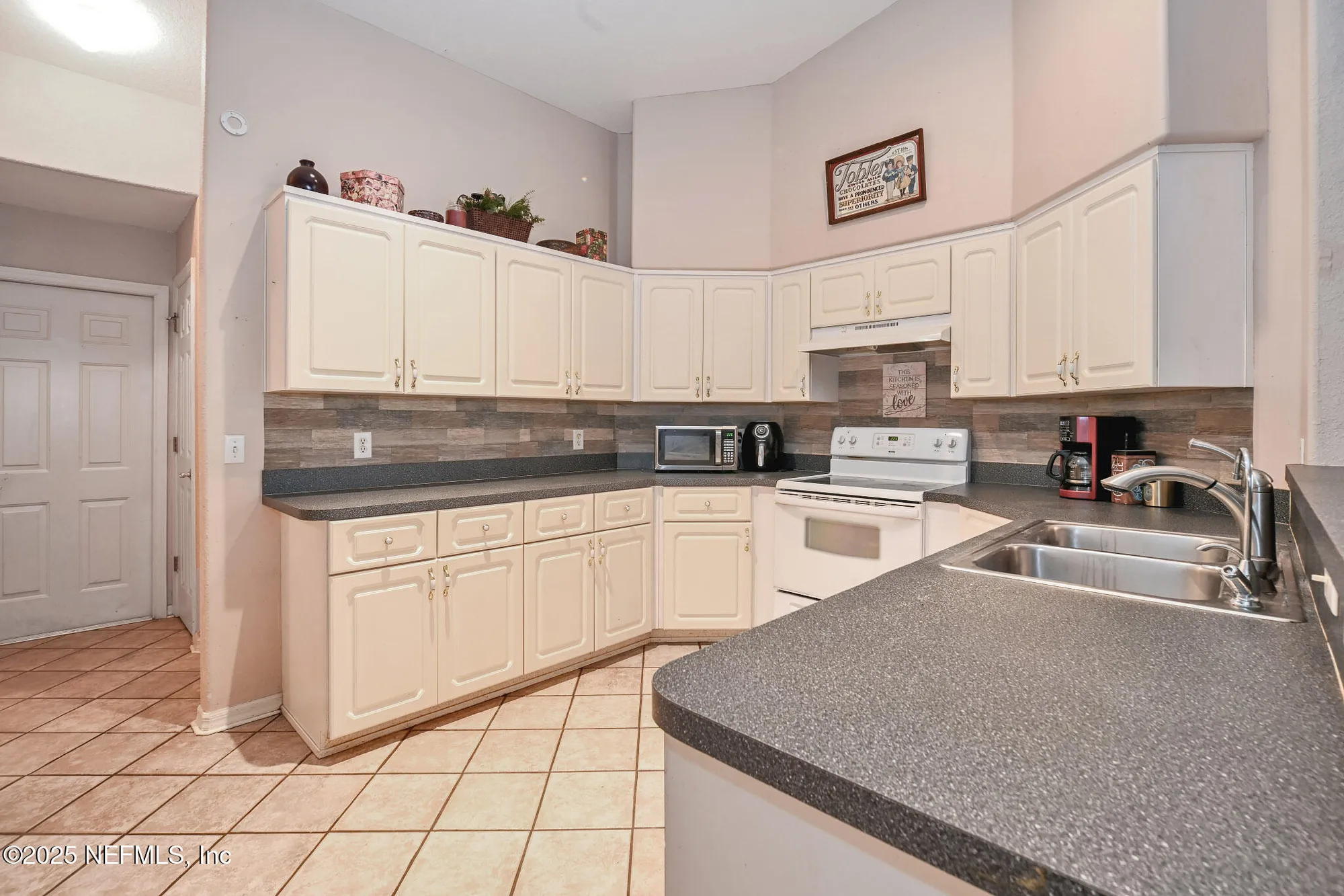 Property Slideshow image 37 of 52 | 10121 sw 61st terrace rd, Ocala, FL, 34476