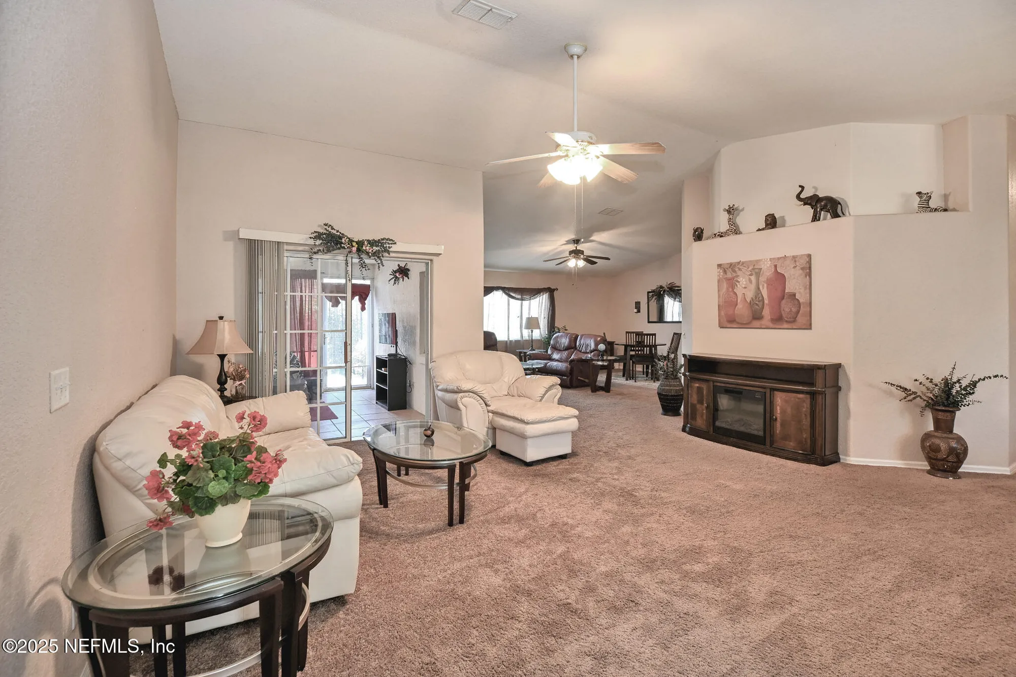 Property Slideshow image 8 of 52 | 10121 sw 61st terrace rd, Ocala, FL, 34476