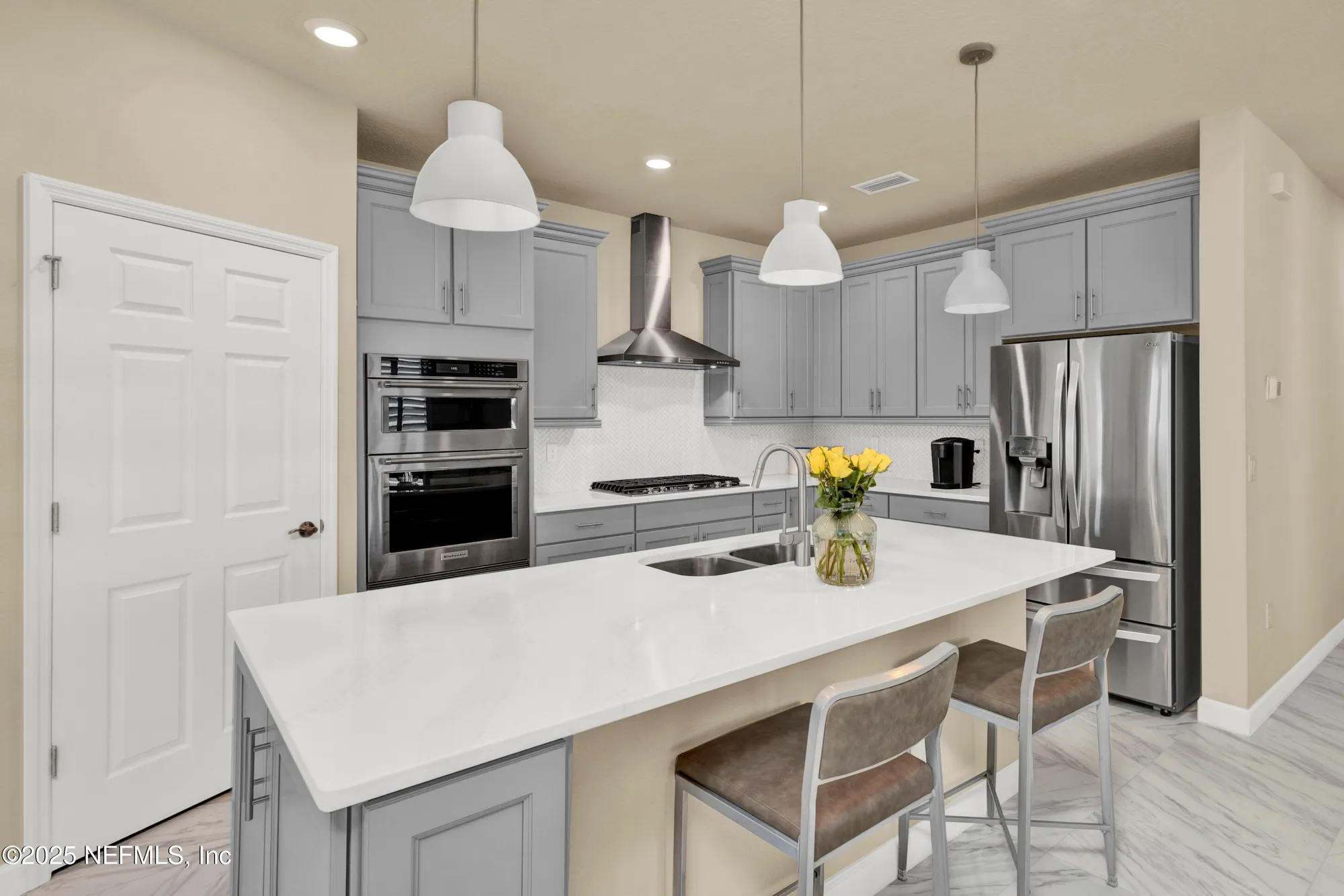 Property Slideshow image 19 of 42 | 10856 town view dr, Jacksonville, FL, 32256