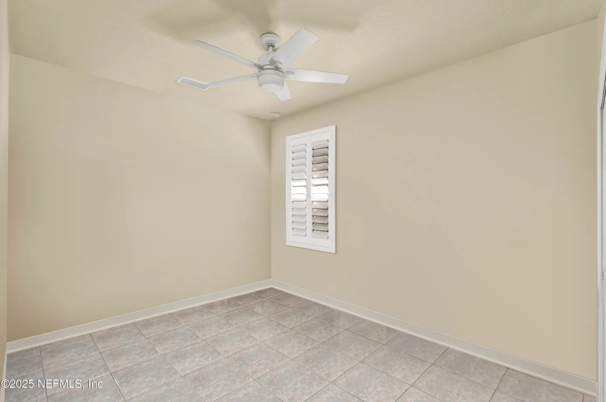 Property Slideshow image 11 of 42 | 10856 town view dr, Jacksonville, FL, 32256