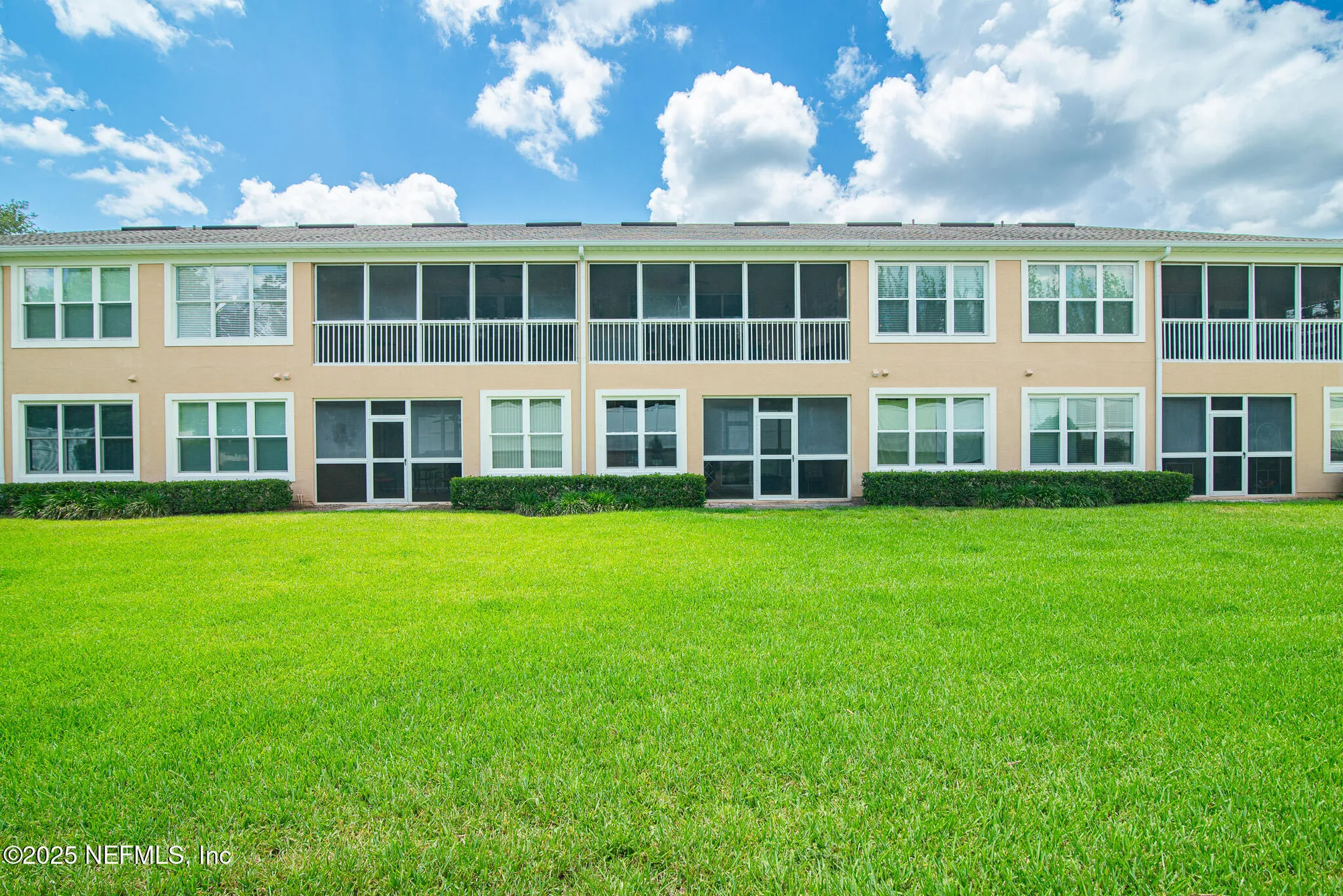 Property Slideshow image 31 of 38 | 11890 surfbird cir 42e, Jacksonville, FL, 32256