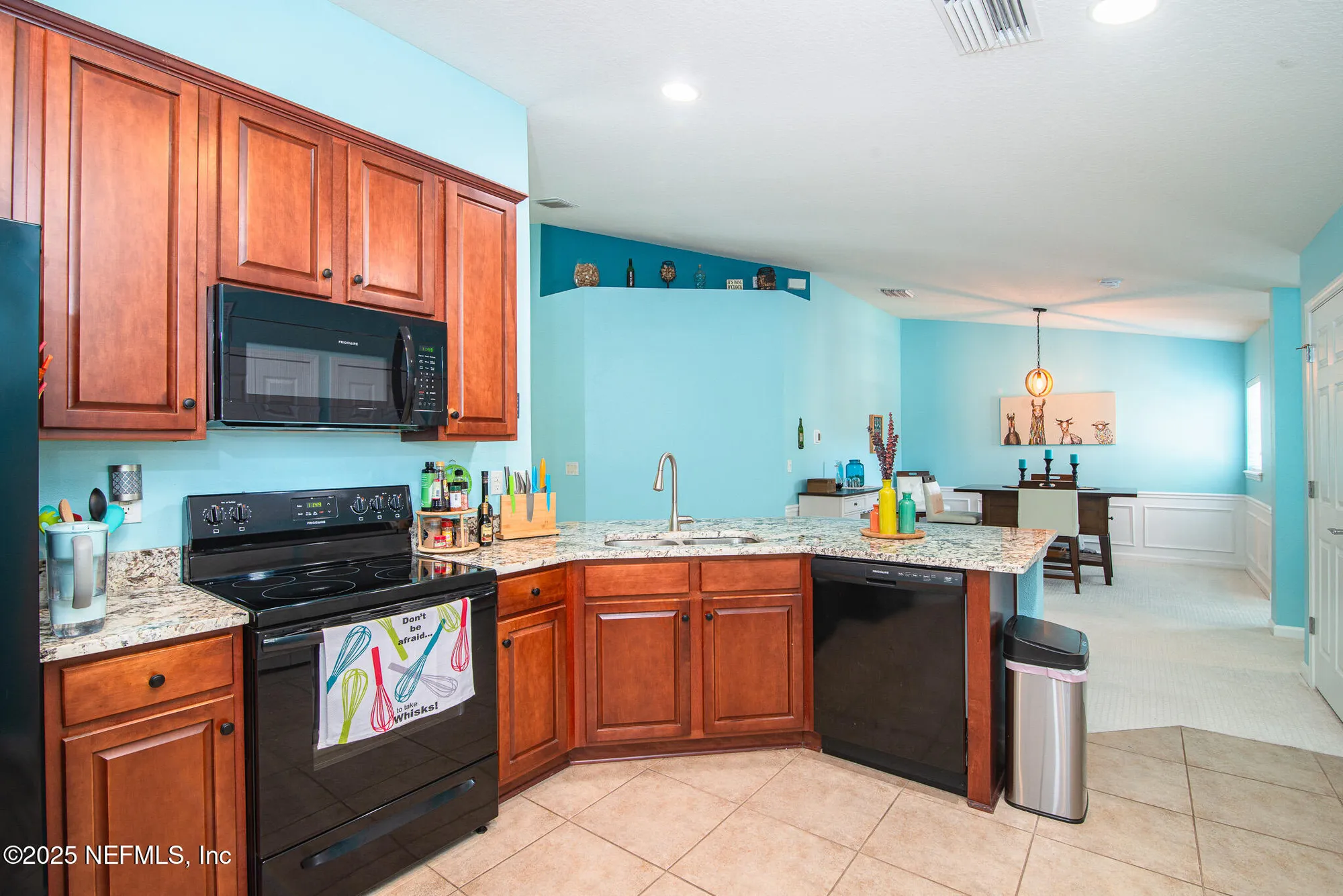 Property Slideshow image 11 of 38 | 11890 surfbird cir 42e, Jacksonville, FL, 32256