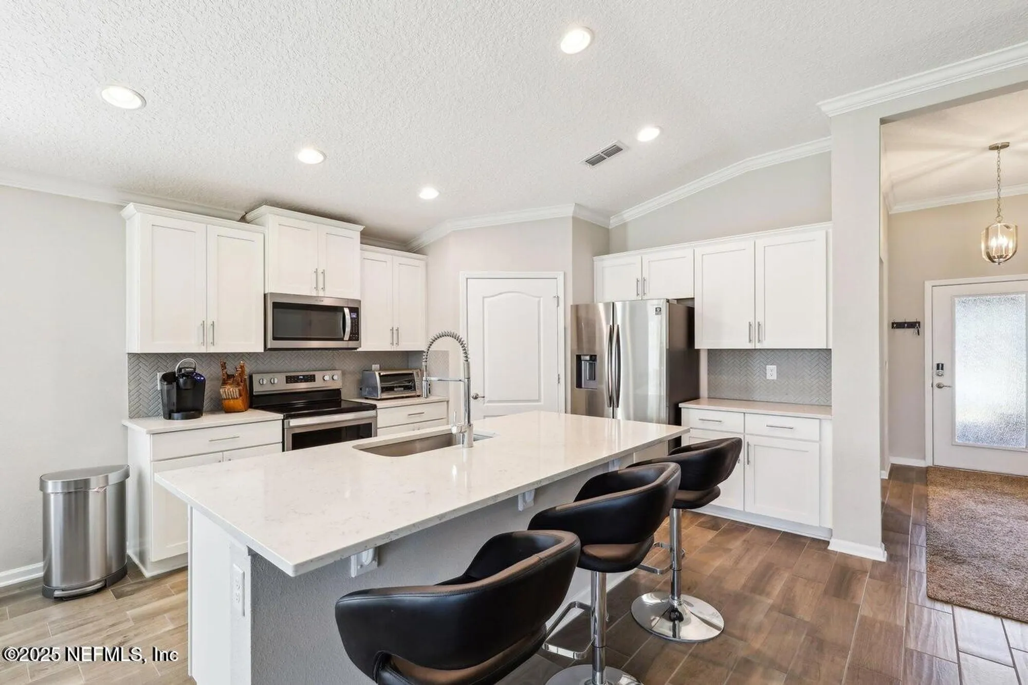 Property Slideshow image 6 of 28 | 4032 sandbank ct, Middleburg, FL, 32068