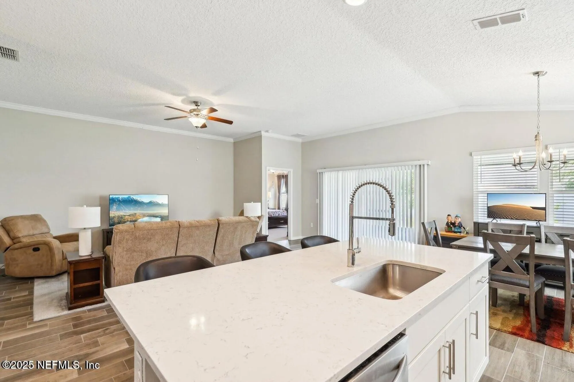 Property Slideshow image 7 of 28 | 4032 sandbank ct, Middleburg, FL, 32068