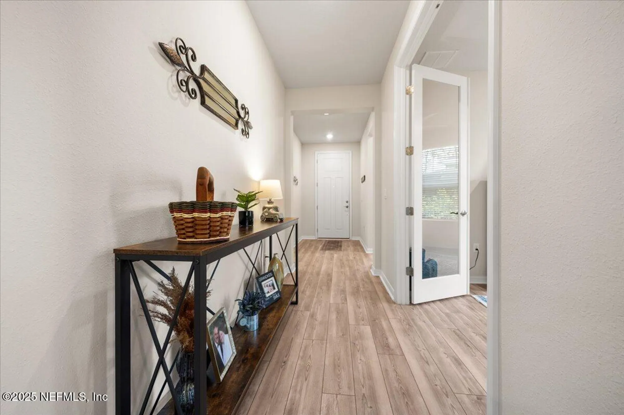 Property Slideshow image 3 of 34 | 10976 town view dr, Jacksonville, FL, 32256