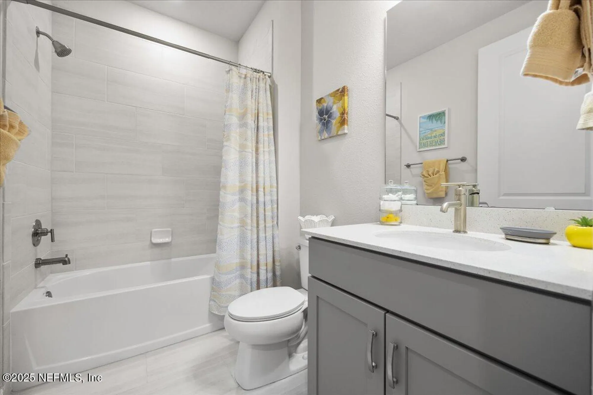 Property Slideshow image 5 of 34 | 10976 town view dr, Jacksonville, FL, 32256