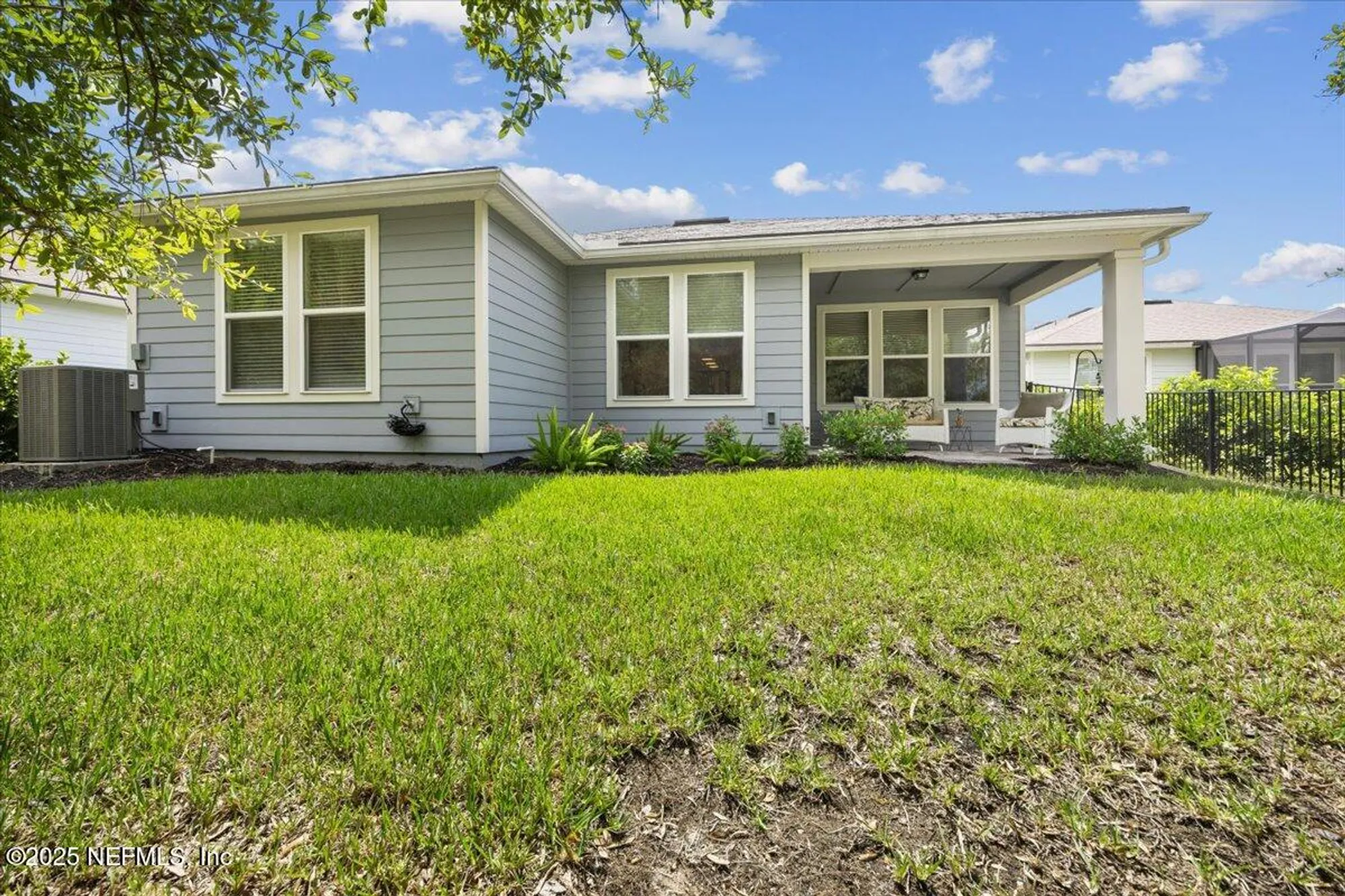 Property Slideshow image 21 of 34 | 10976 town view dr, Jacksonville, FL, 32256