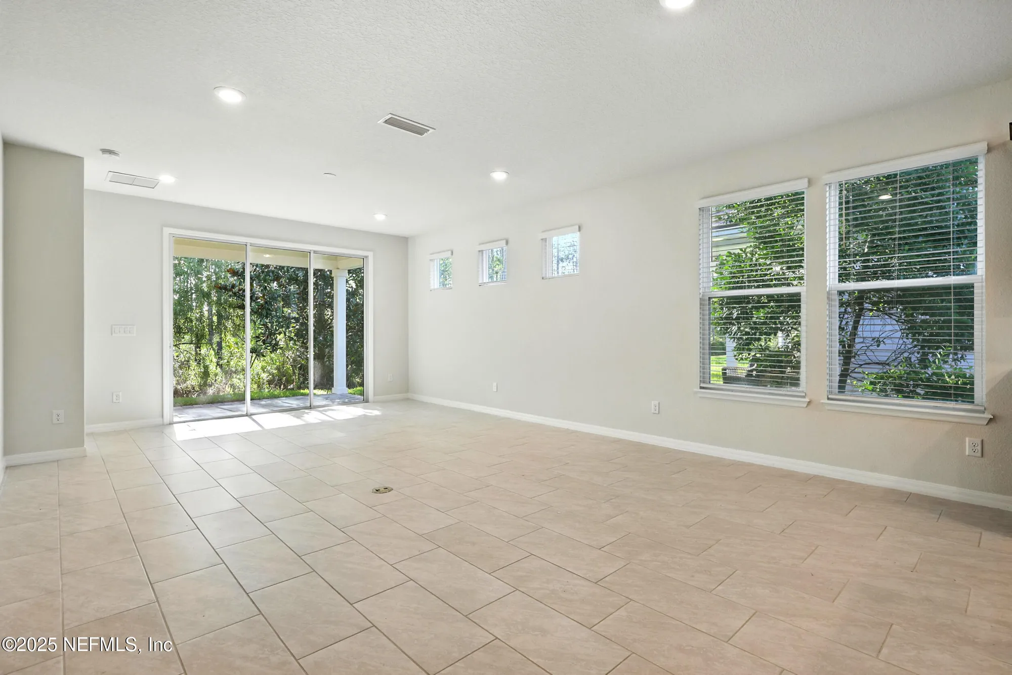 Property Slideshow image 5 of 36 | 101 glenhurst ave, Ponte Vedra, FL, 32081