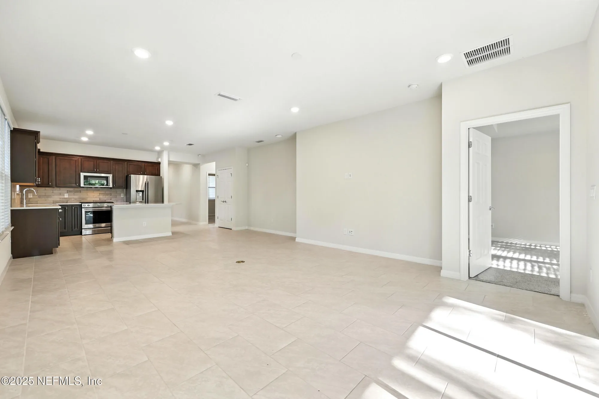 Property Slideshow image 21 of 36 | 101 glenhurst ave, Ponte Vedra, FL, 32081