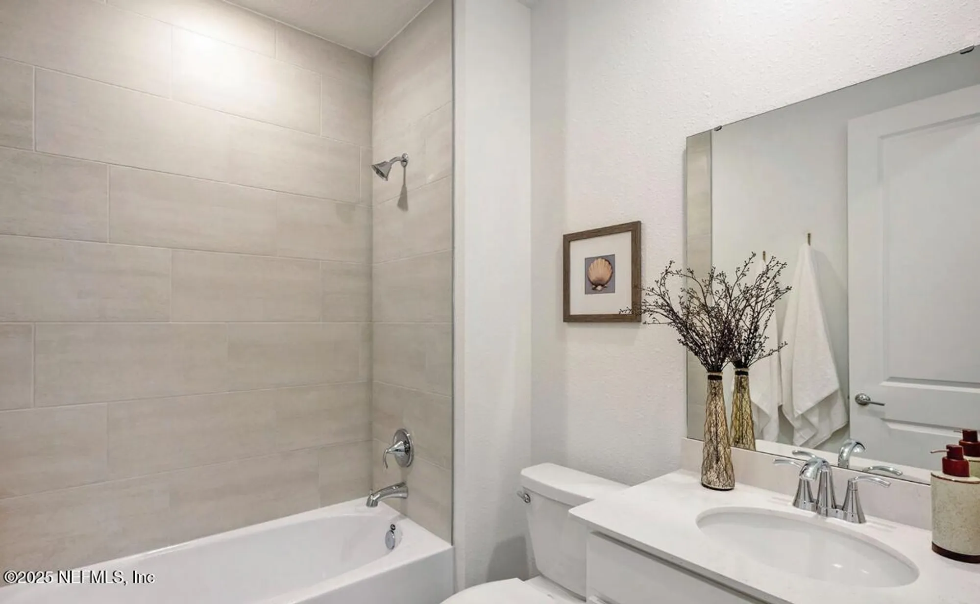 Property Slideshow image 24 of 27 | 2832 daylily pt, Green Cove Springs, FL, 32043