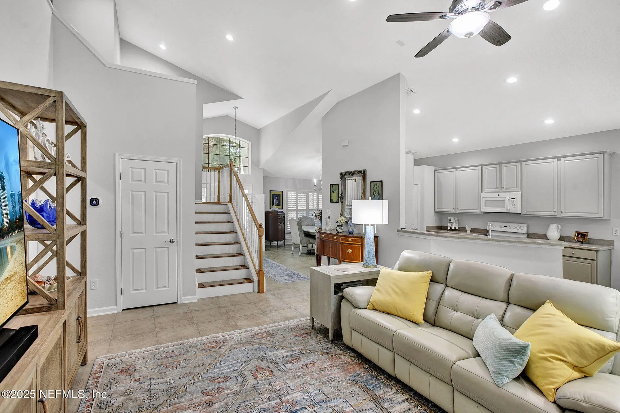 Property Slideshow image 7 of 34 | 9213 sugar meadow trl, Jacksonville, FL, 32256