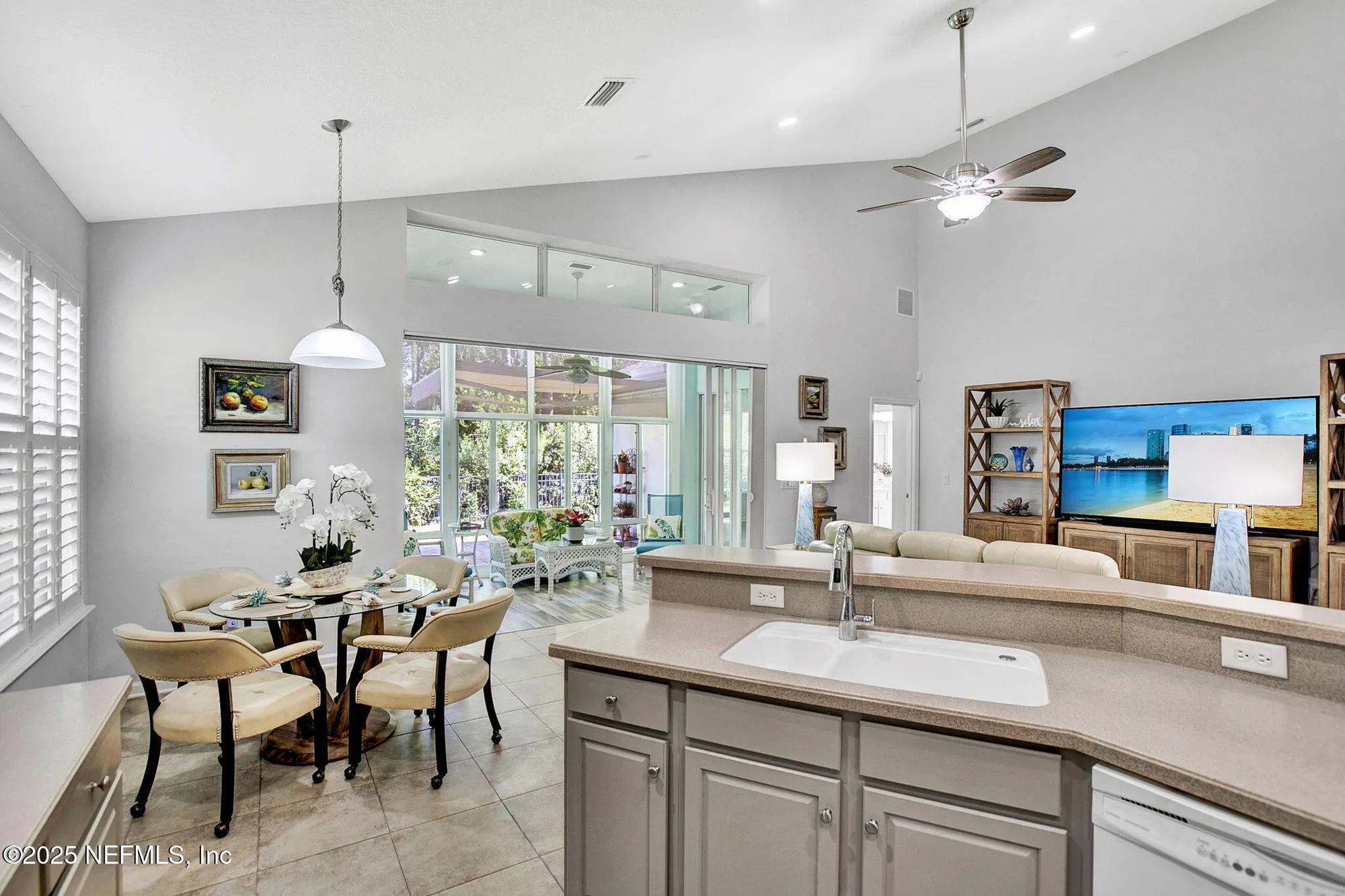 Property Slideshow image 11 of 34 | 9213 sugar meadow trl, Jacksonville, FL, 32256