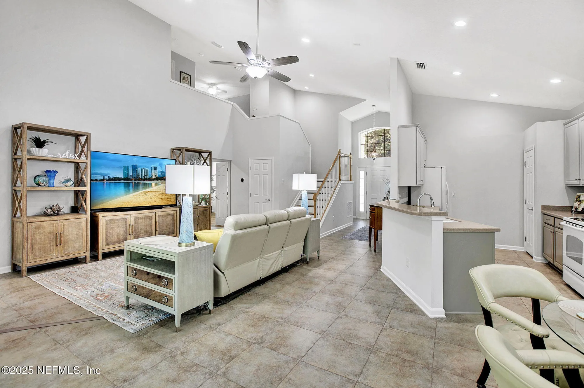 Property Slideshow image 18 of 34 | 9213 sugar meadow trl, Jacksonville, FL, 32256