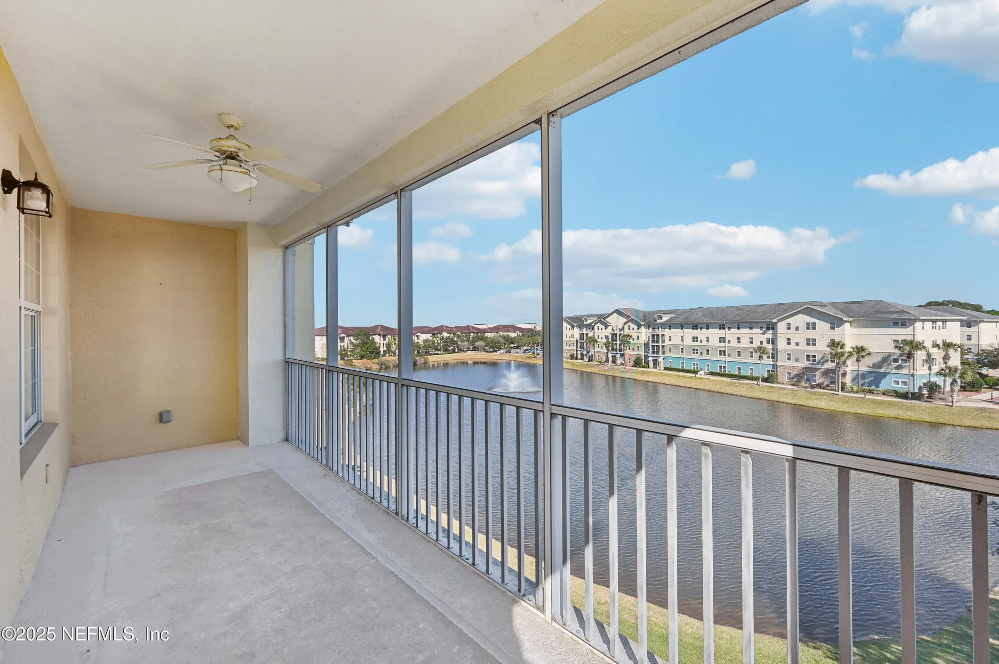 Property Slideshow image 8 of 50 | 9831 del webb pkwy unit 4406, Jacksonville, FL, 32256